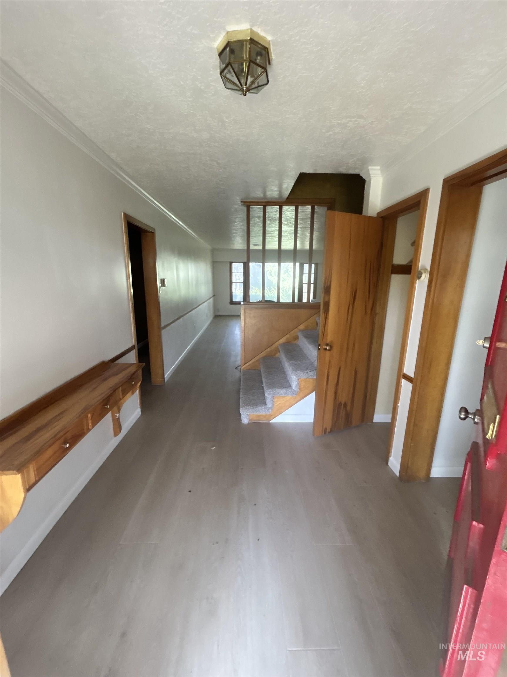 1131 11th Ave E, Twin Falls, Idaho 83301, 5 Bedrooms, 3 Bathrooms, Residential For Sale, Price $429,900, 98981006