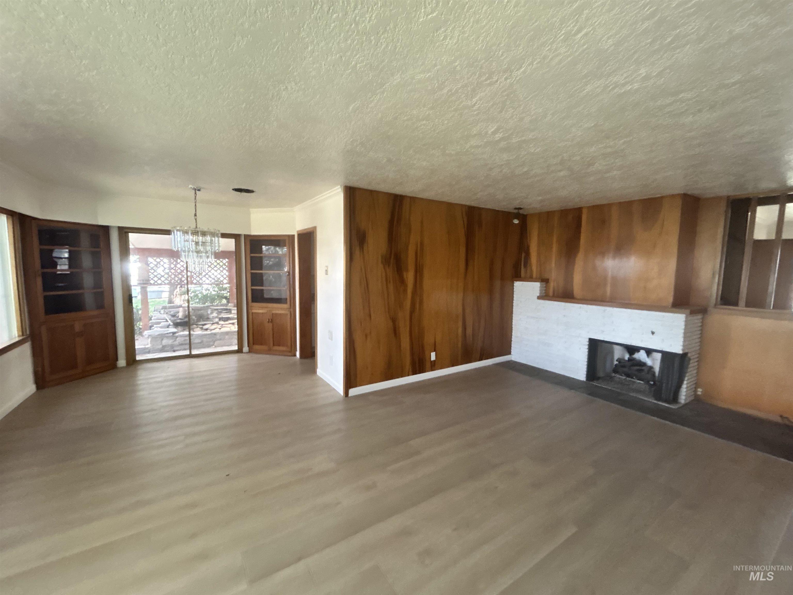 1131 11th Ave E, Twin Falls, Idaho 83301, 5 Bedrooms, 3 Bathrooms, Residential For Sale, Price $429,900, 98981006