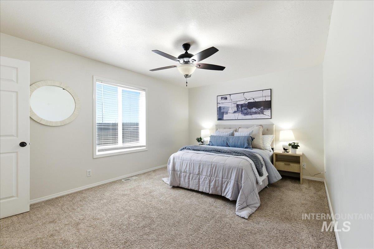 1284 NW Mandarin St, Mountain Home, Idaho 83647-2483, 3 Bedrooms, 2 Bathrooms, Residential For Sale, Price $379,900, 98981008