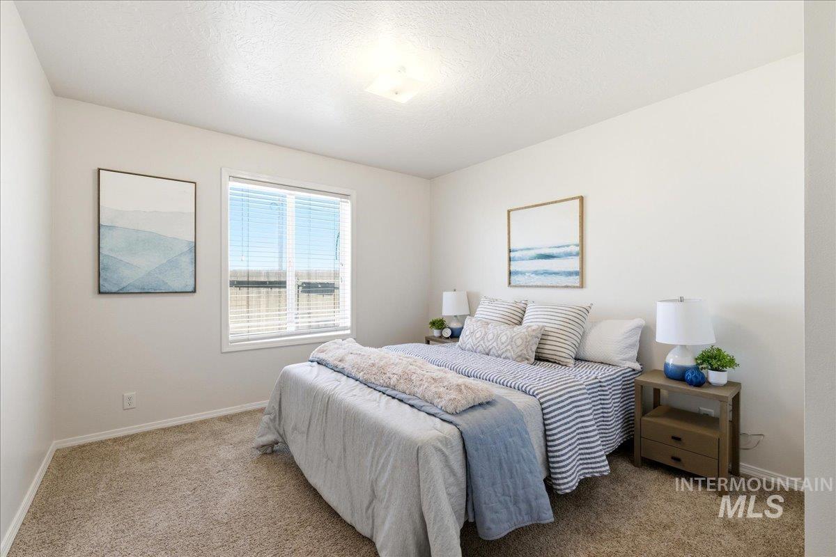 1284 NW Mandarin St, Mountain Home, Idaho 83647-2483, 3 Bedrooms, 2 Bathrooms, Residential For Sale, Price $379,900, 98981008