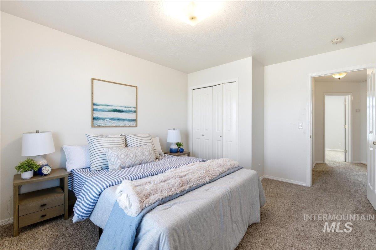 1284 NW Mandarin St, Mountain Home, Idaho 83647-2483, 3 Bedrooms, 2 Bathrooms, Residential For Sale, Price $379,900, 98981008