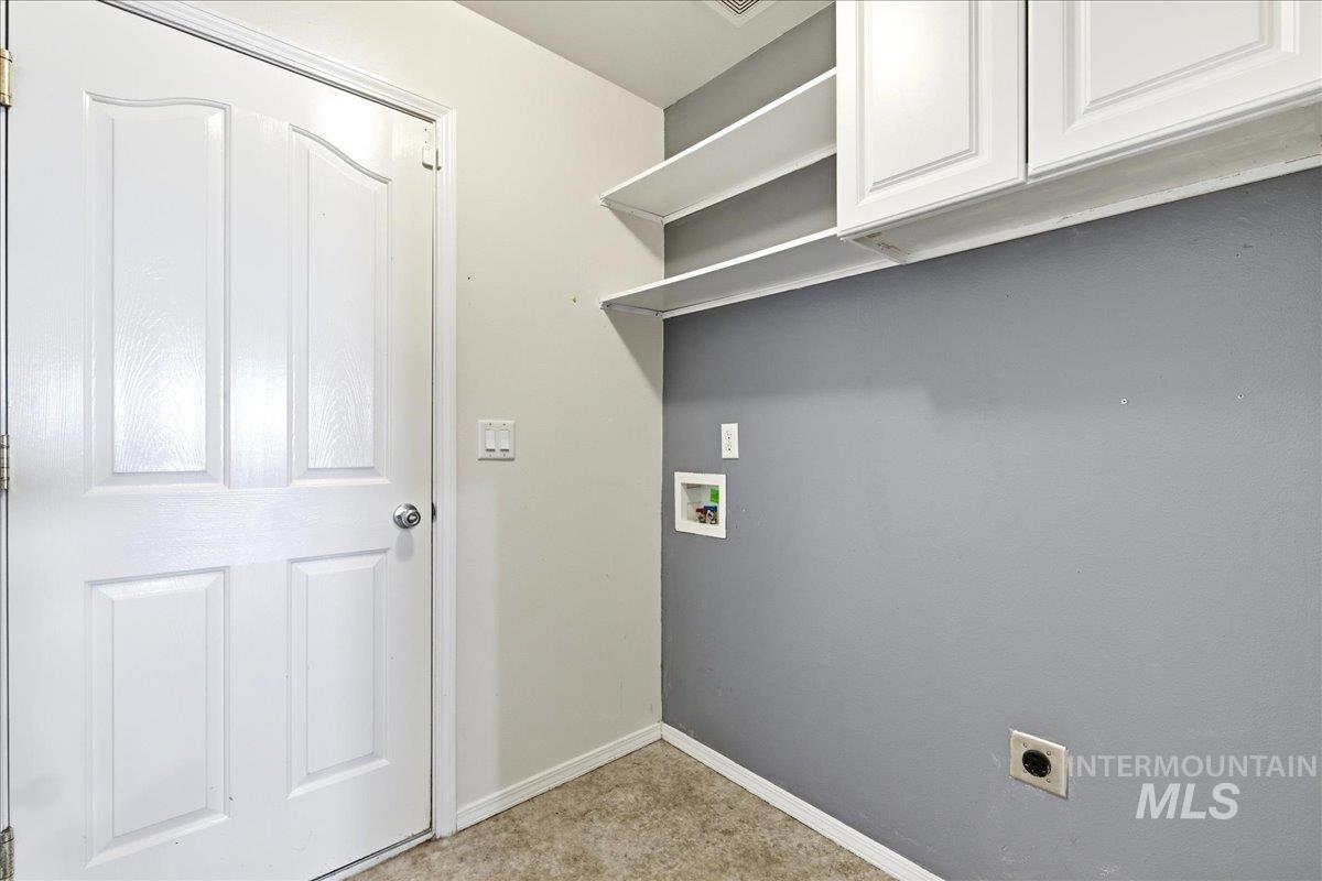 1284 NW Mandarin St, Mountain Home, Idaho 83647-2483, 3 Bedrooms, 2 Bathrooms, Residential For Sale, Price $379,900, 98981008