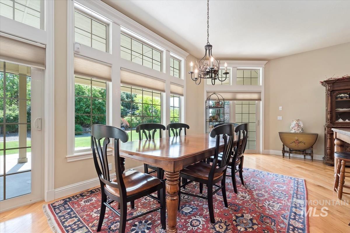 2562 Lauren Dr, Ontario, Oregon 97914, 4 Bedrooms, 4 Bathrooms, Residential For Sale, Price $875,000, 98981011