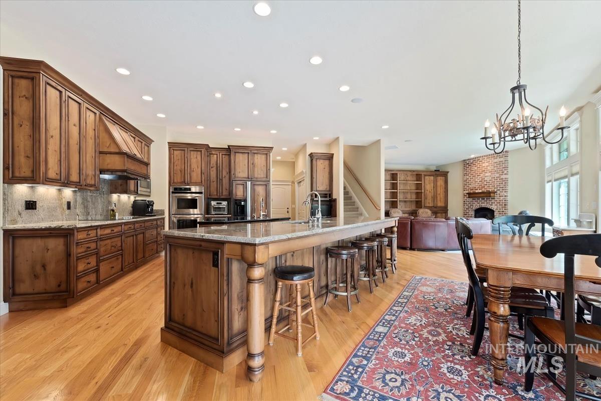 2562 Lauren Dr, Ontario, Oregon 97914, 4 Bedrooms, 4 Bathrooms, Residential For Sale, Price $875,000, 98981011