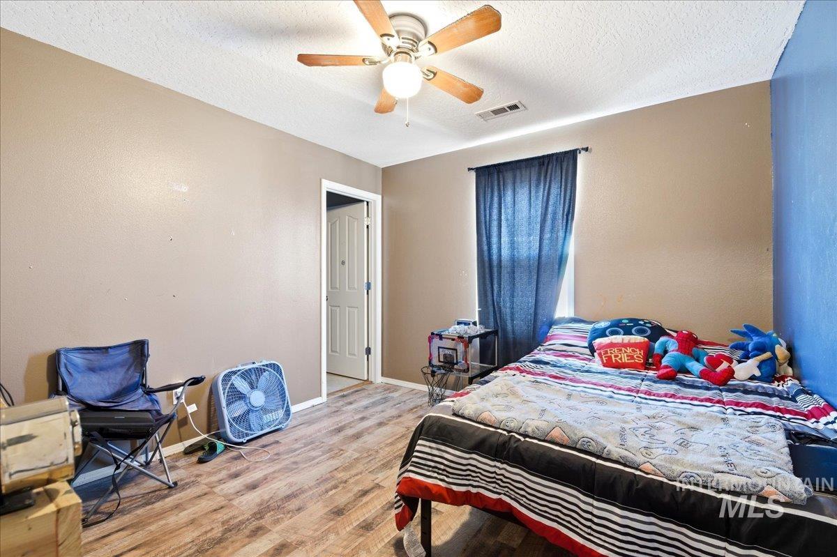 14048 Monterey Street, Caldwell, Idaho 83607, 5 Bedrooms, 2.5 Bathrooms, Residential For Sale, Price $437,000, 98981012