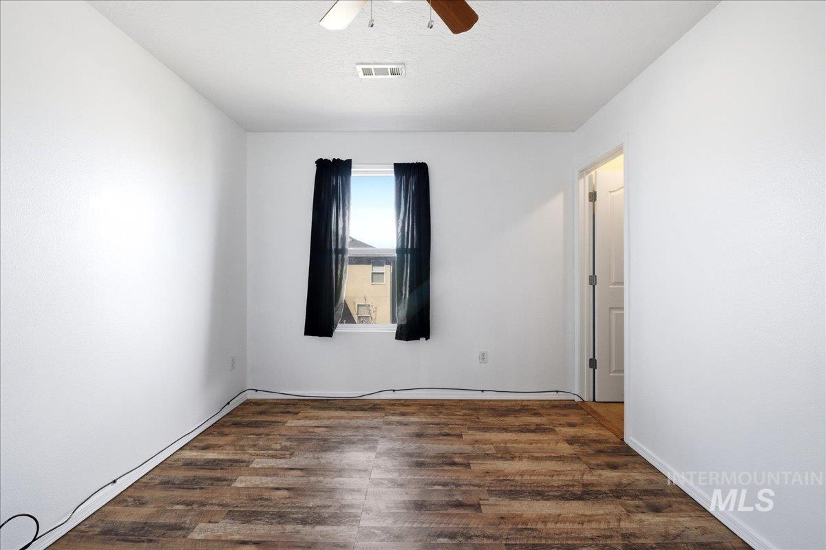 14048 Monterey Street, Caldwell, Idaho 83607, 5 Bedrooms, 2.5 Bathrooms, Residential For Sale, Price $437,000, 98981012