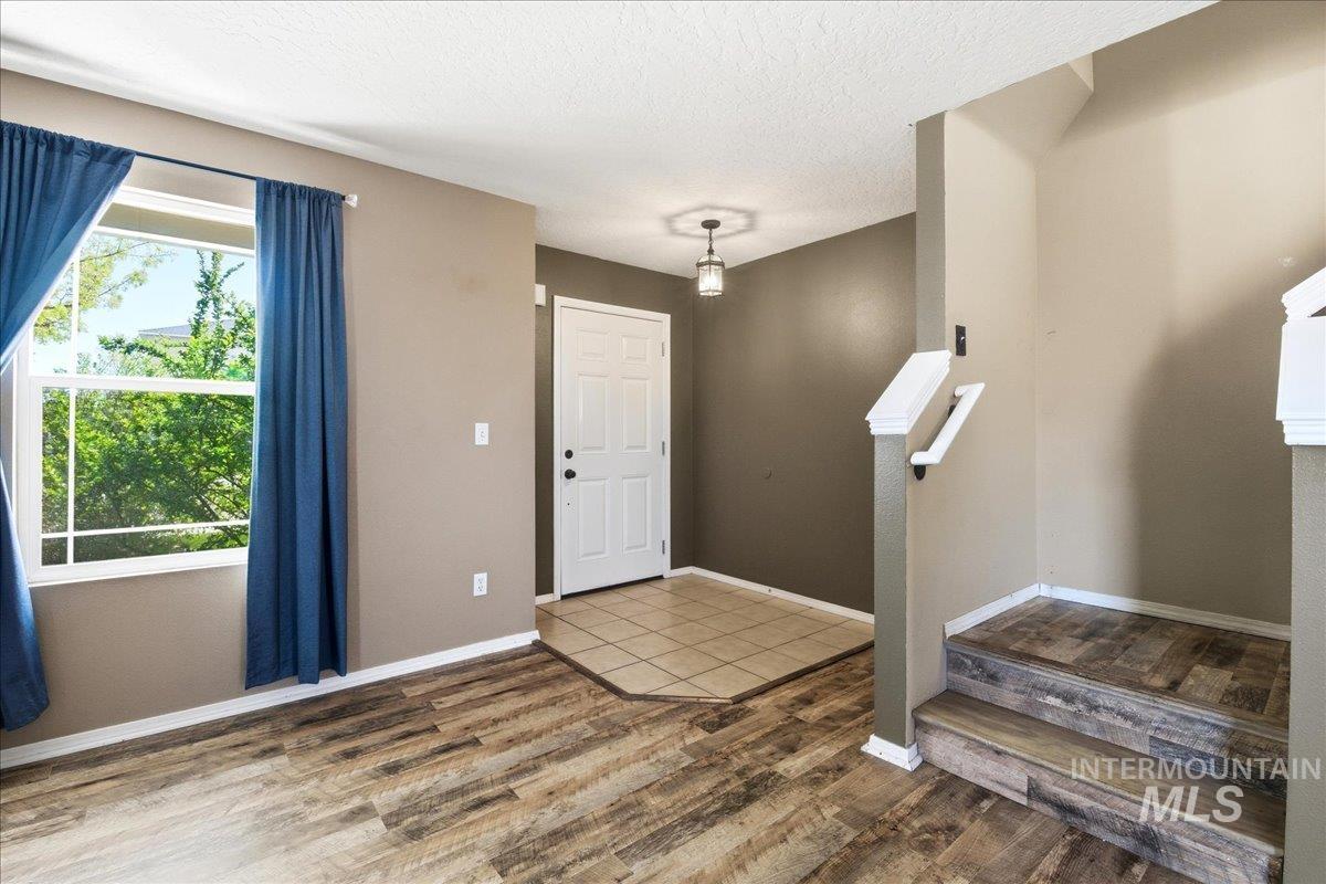 14048 Monterey Street, Caldwell, Idaho 83607, 5 Bedrooms, 2.5 Bathrooms, Residential For Sale, Price $437,000, 98981012