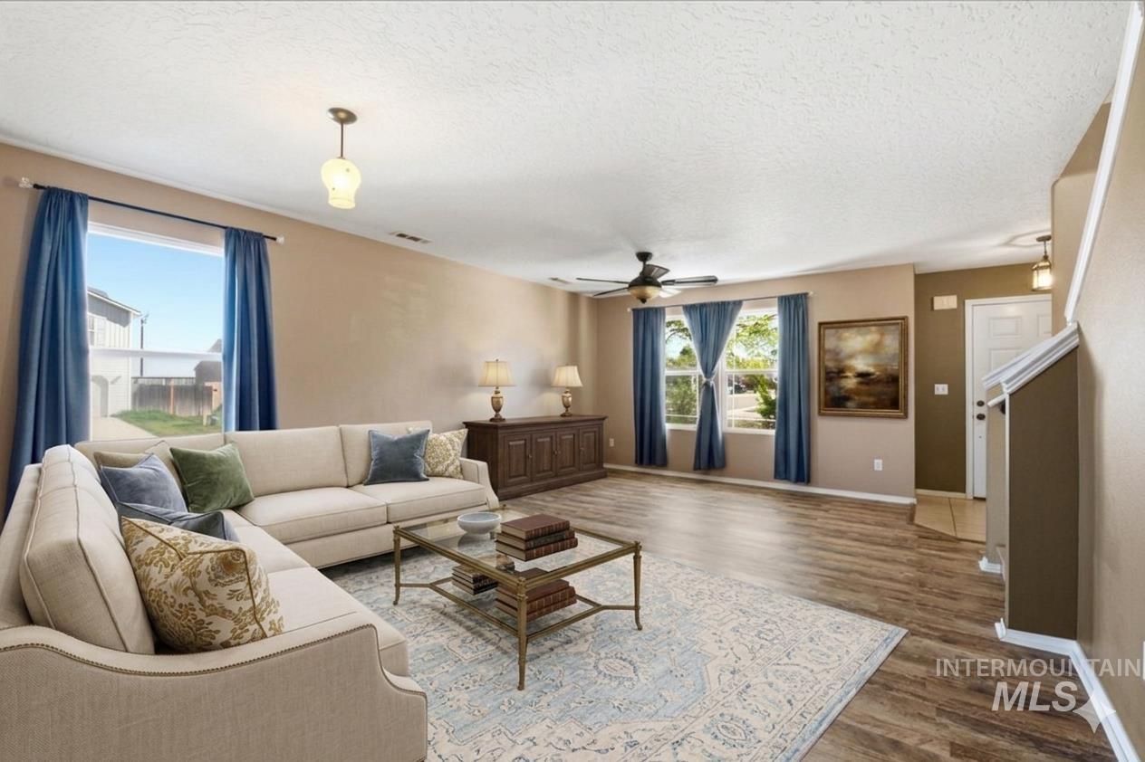 14048 Monterey Street, Caldwell, Idaho 83607, 5 Bedrooms, 2.5 Bathrooms, Residential For Sale, Price $437,000, 98981012