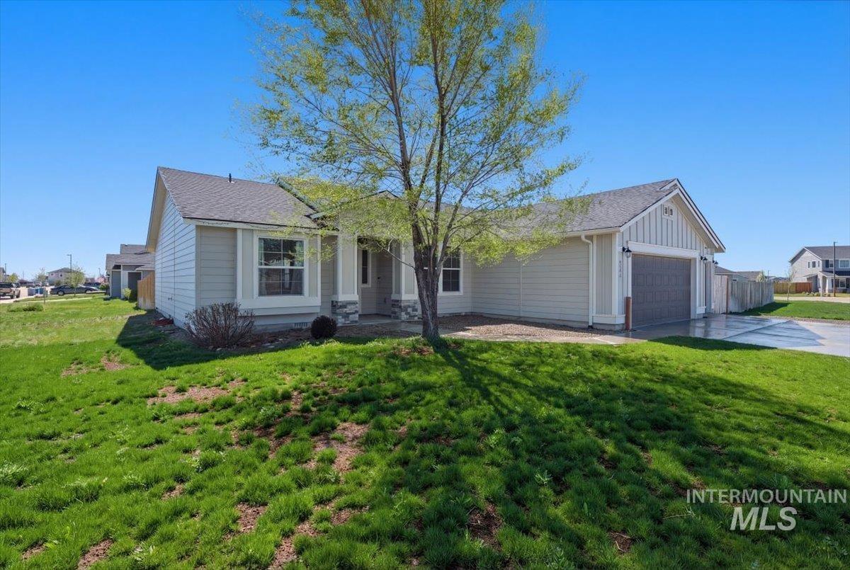 843 SW Levant Way, Mountain Home, Idaho 83647-2610, 4 Bedrooms, 2 Bathrooms, Residential For Sale, Price $390,000, 98981013