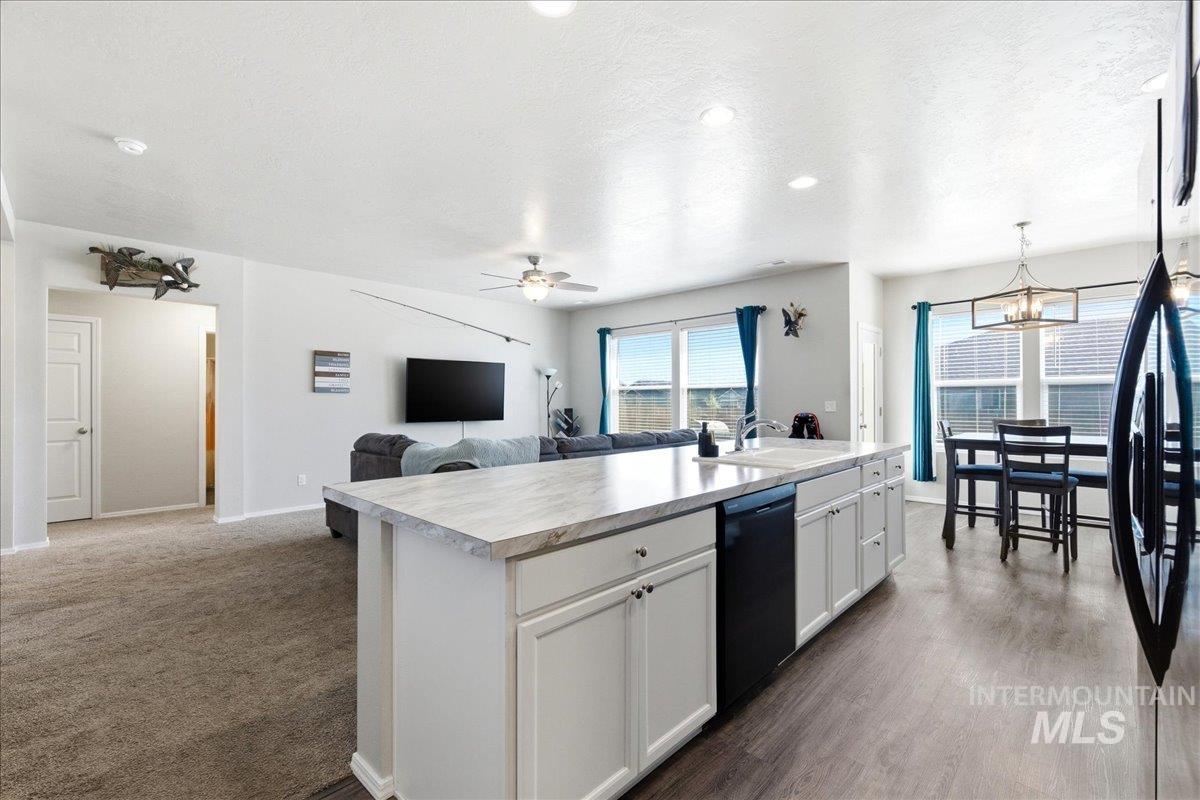 843 SW Levant Way, Mountain Home, Idaho 83647-2610, 4 Bedrooms, 2 Bathrooms, Residential For Sale, Price $390,000, 98981013