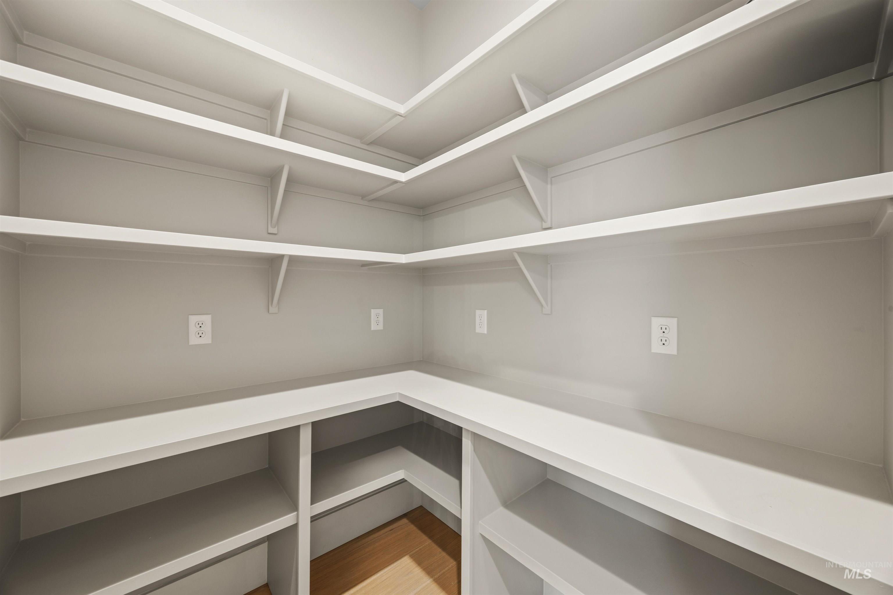 934 E Escalation St, Meridian, Idaho 83642, 4 Bedrooms, 3 Bathrooms, Residential For Sale, Price $724,777, 98981016