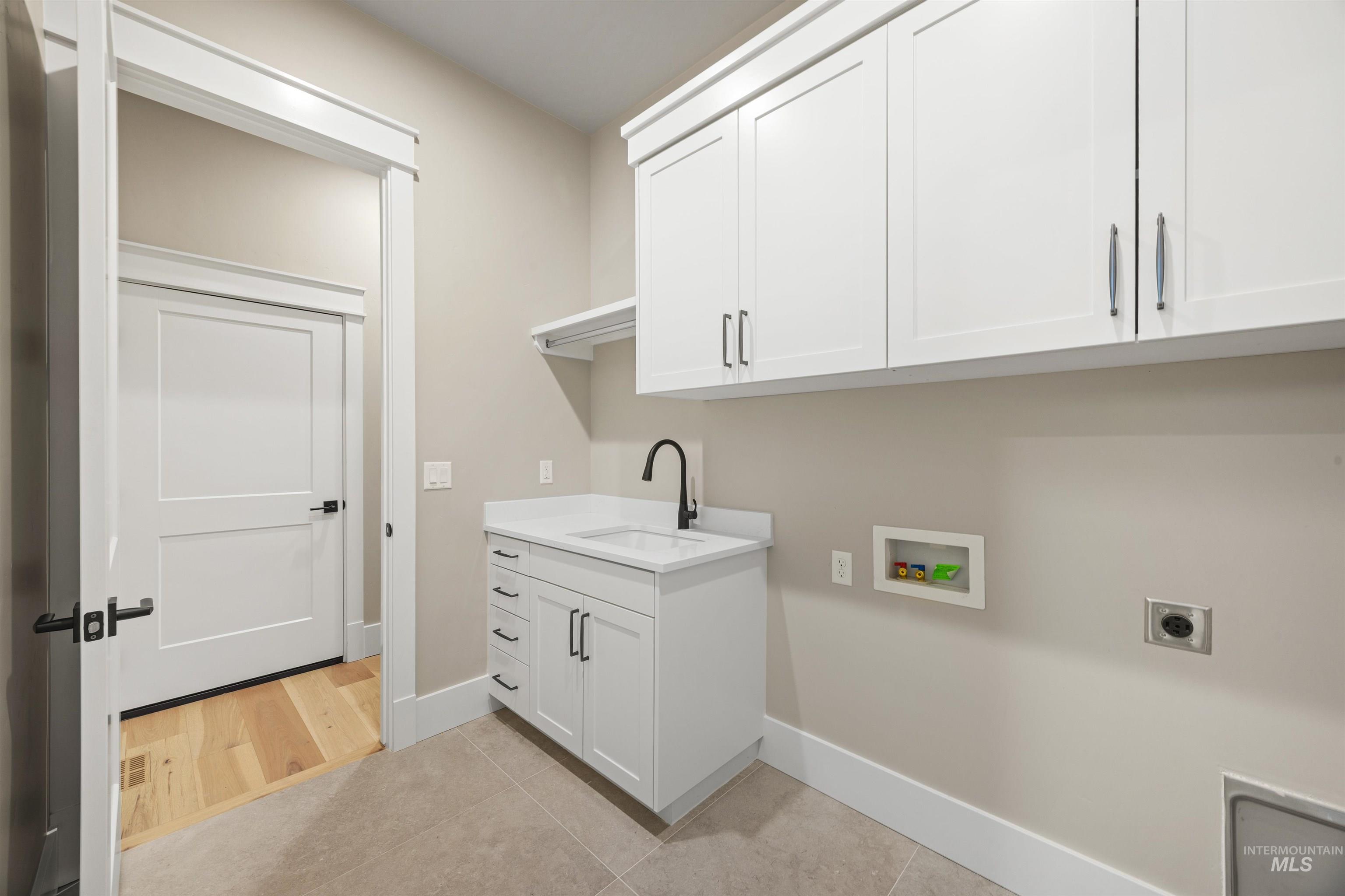 934 E Escalation St, Meridian, Idaho 83642, 4 Bedrooms, 3 Bathrooms, Residential For Sale, Price $724,777, 98981016