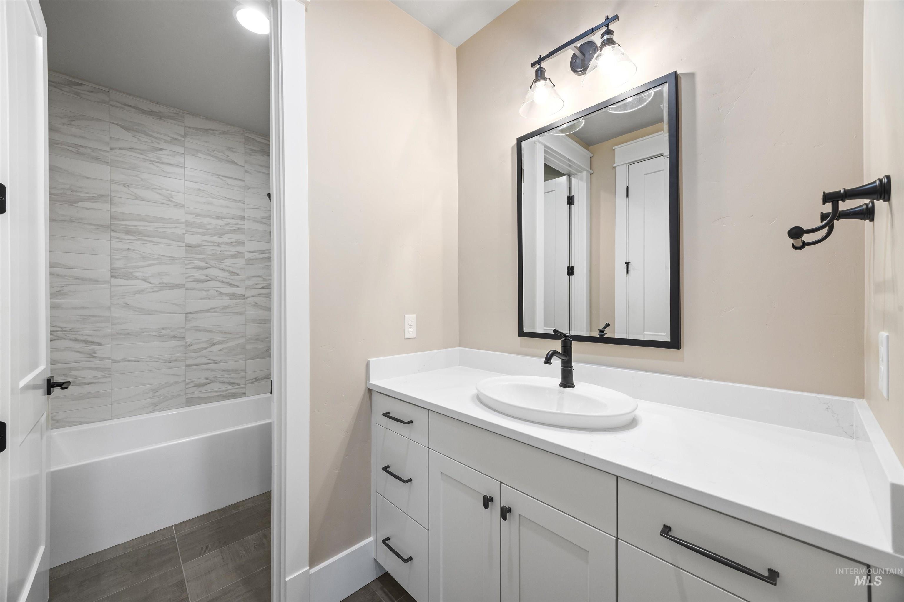 934 E Escalation St, Meridian, Idaho 83642, 4 Bedrooms, 3 Bathrooms, Residential For Sale, Price $724,777, 98981016