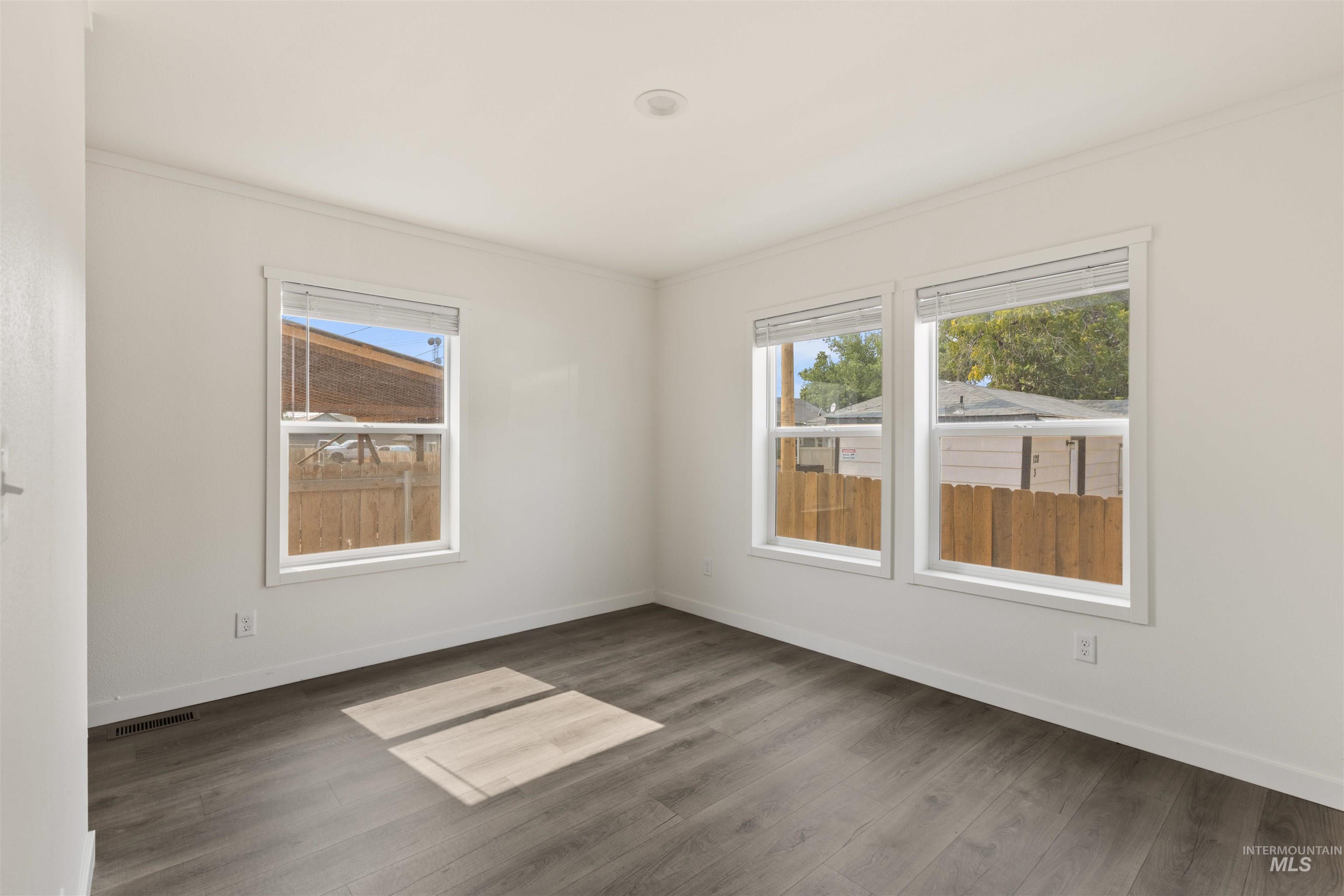 1315 2nd St N, Nampa, Idaho 83687, 3 Bedrooms, 2 Bathrooms, Residential For Sale, Price $349,900, 98981017