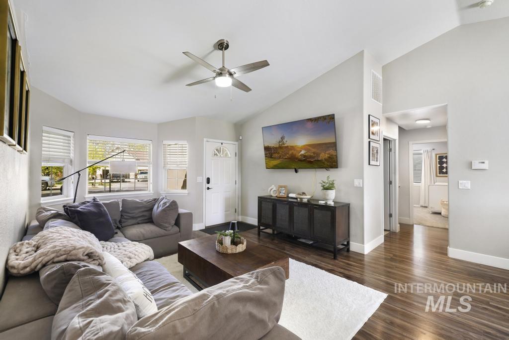 2205 Mayberry Lane, Filer, Idaho 83328, 4 Bedrooms, 2 Bathrooms, Residential For Sale, Price $445,900, 98981019