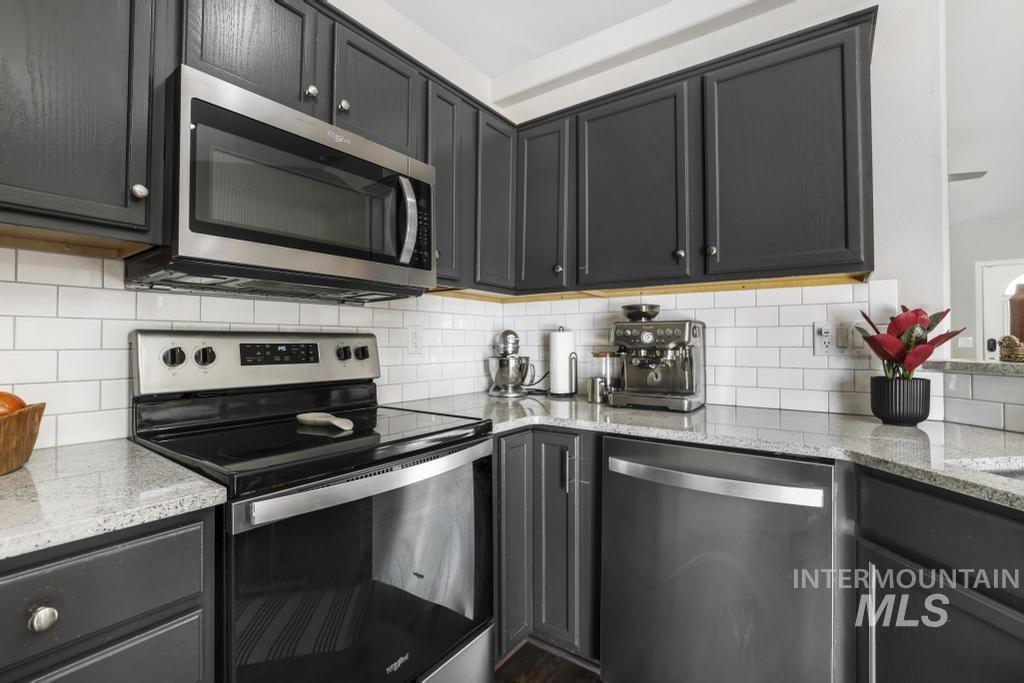 2205 Mayberry Lane, Filer, Idaho 83328, 4 Bedrooms, 2 Bathrooms, Residential For Sale, Price $445,900, 98981019