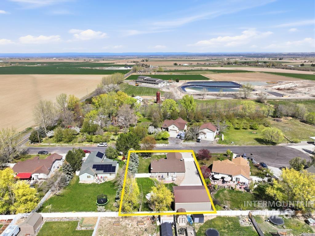 2205 Mayberry Lane, Filer, Idaho 83328, 4 Bedrooms, 2 Bathrooms, Residential For Sale, Price $445,900, 98981019