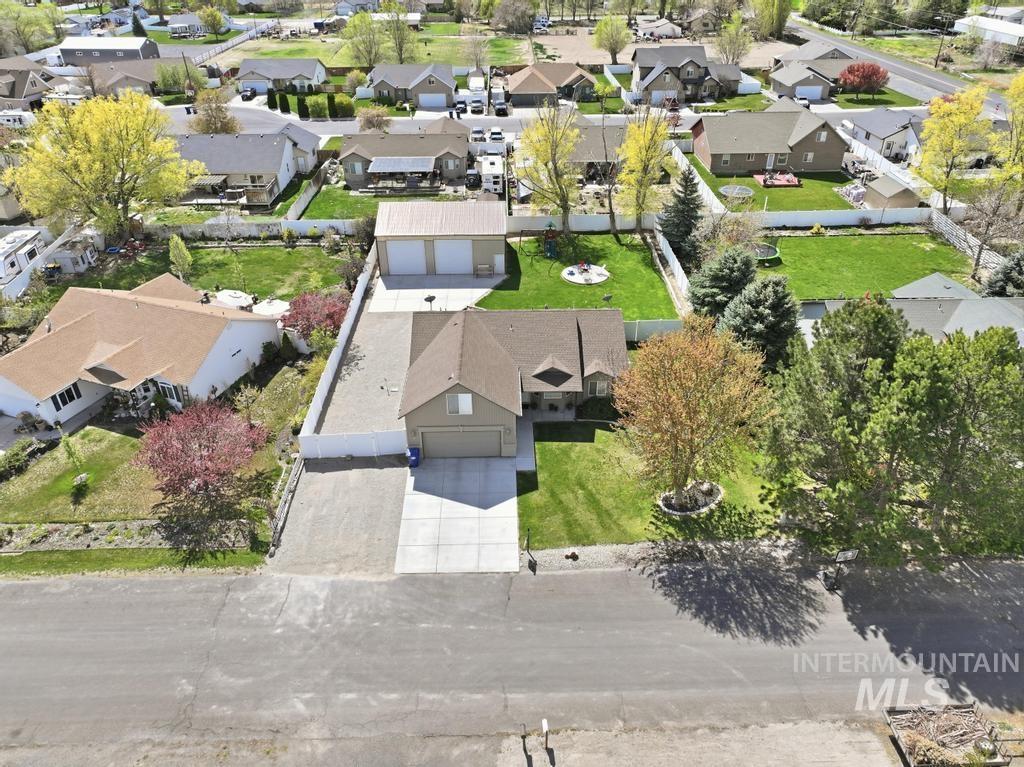 2205 Mayberry Lane, Filer, Idaho 83328, 4 Bedrooms, 2 Bathrooms, Residential For Sale, Price $445,900, 98981019