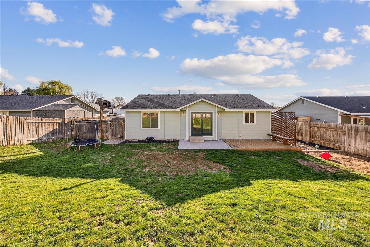 111 Bobcat St, Nampa, Idaho 83687, 3 Bedrooms, 2 Bathrooms, Residential For Sale, Price $350,000, 98981020