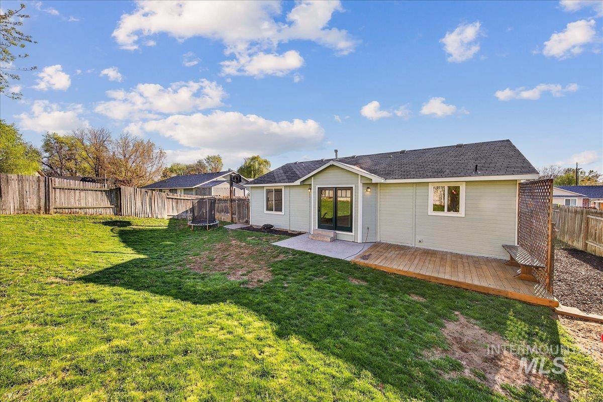 111 Bobcat St, Nampa, Idaho 83687, 3 Bedrooms, 2 Bathrooms, Residential For Sale, Price $350,000, 98981020