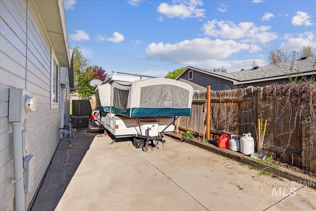 111 Bobcat St, Nampa, Idaho 83687, 3 Bedrooms, 2 Bathrooms, Residential For Sale, Price $350,000, 98981020