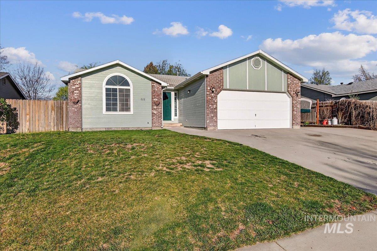 111 Bobcat St, Nampa, Idaho 83687, 3 Bedrooms, 2 Bathrooms, Residential For Sale, Price $350,000, 98981020