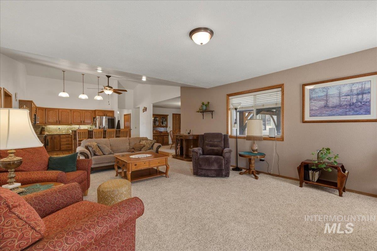 910 N 14th East, Mountain Home, Idaho 83647, 3 Bedrooms, 2.5 Bathrooms, Residential For Sale, Price $425,000, 98981023