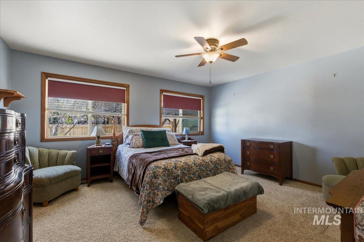 910 N 14th East, Mountain Home, Idaho 83647, 3 Bedrooms, 2.5 Bathrooms, Residential For Sale, Price $425,000, 98981023