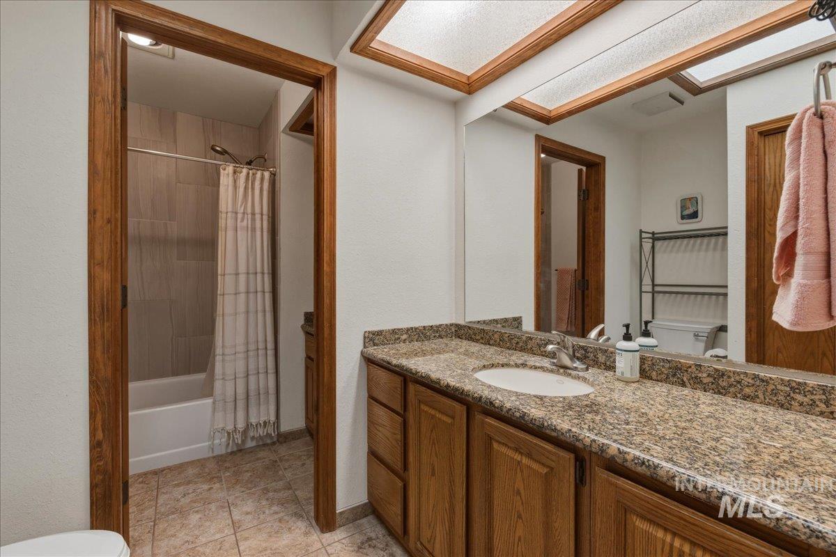 910 N 14th East, Mountain Home, Idaho 83647, 3 Bedrooms, 2.5 Bathrooms, Residential For Sale, Price $425,000, 98981023