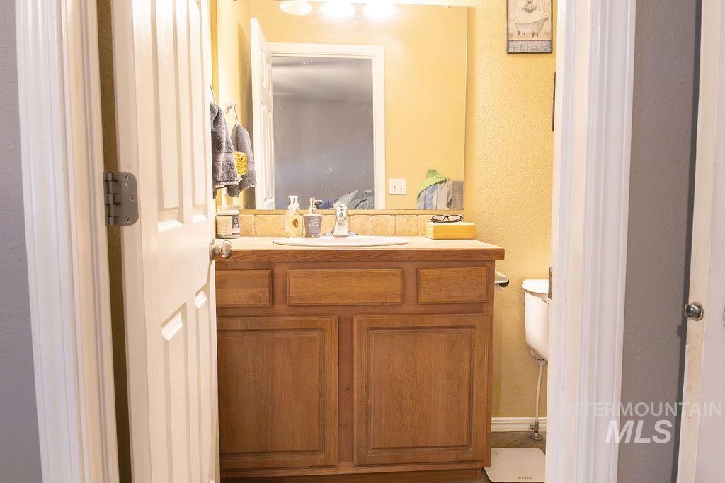 1509 N Elm, Jerome, Idaho 83338, 3 Bedrooms, 2 Bathrooms, Residential For Sale, Price $349,900, 98981025