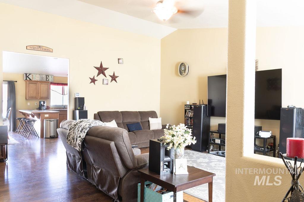 1509 N Elm, Jerome, Idaho 83338, 3 Bedrooms, 2 Bathrooms, Residential For Sale, Price $349,900, 98981025