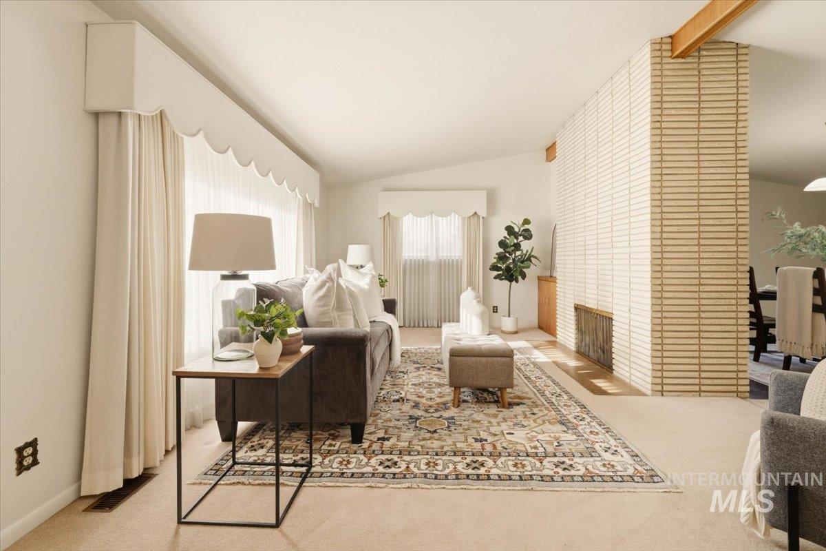 2001 Ray St, Caldwell, Idaho 83605, 3 Bedrooms, 2 Bathrooms, Residential For Sale, Price $395,000, 98981028