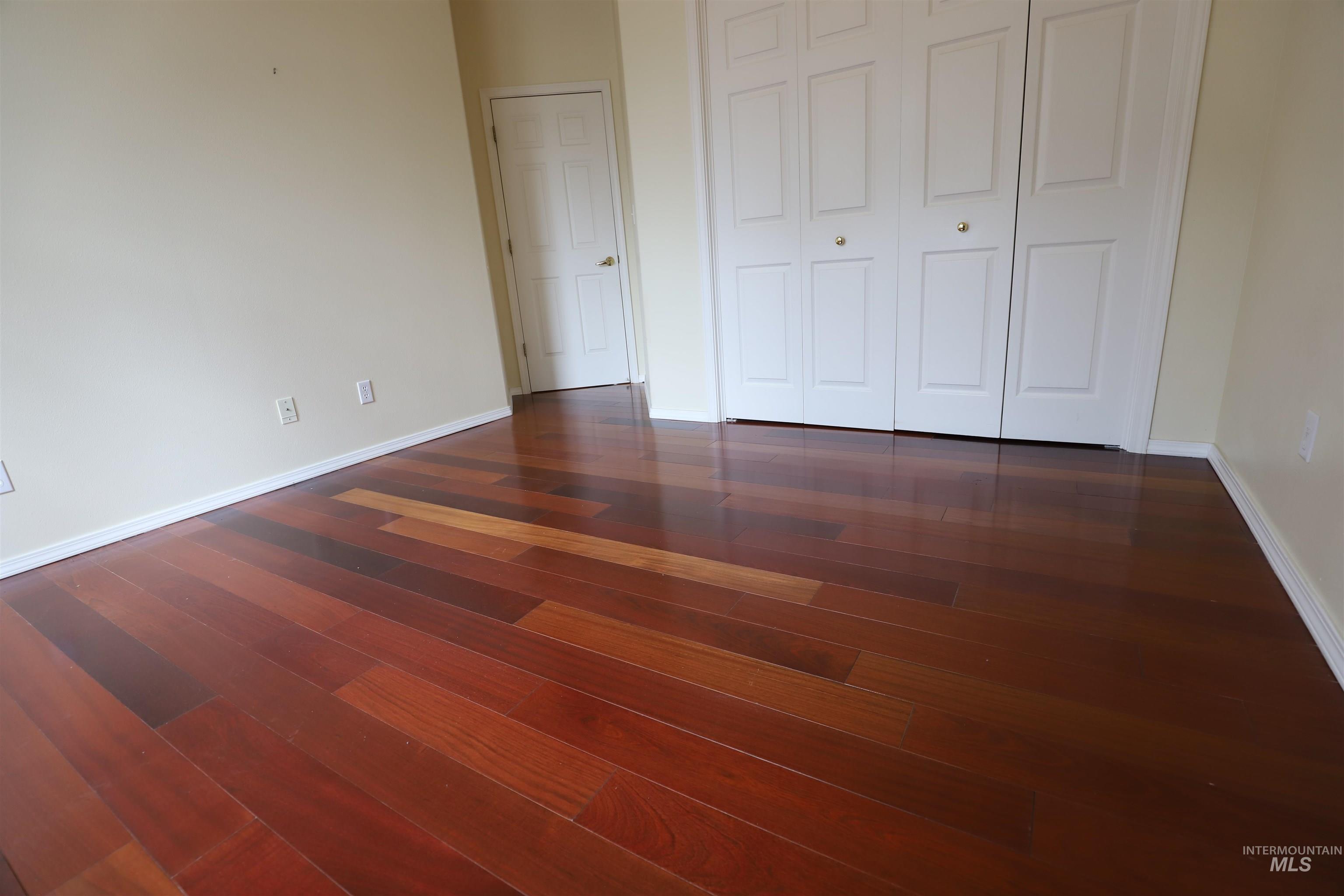 1368 Stoneybrook Circle, Twin Falls, Idaho 83301, 6 Bedrooms, 3.5 Bathrooms, Residential For Sale, Price $689,900, 98981030