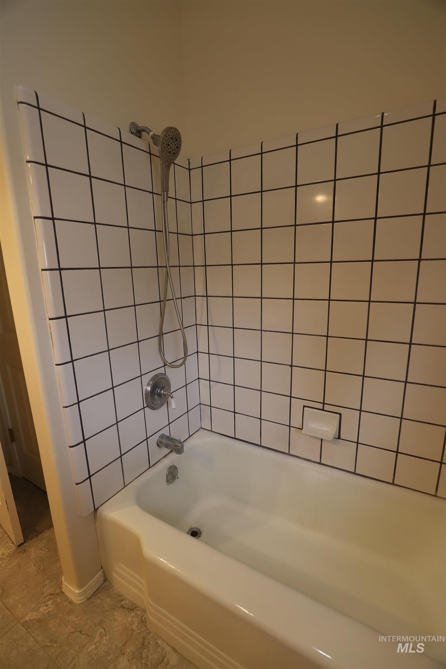 1368 Stoneybrook Circle, Twin Falls, Idaho 83301, 6 Bedrooms, 3.5 Bathrooms, Residential For Sale, Price $689,900, 98981030