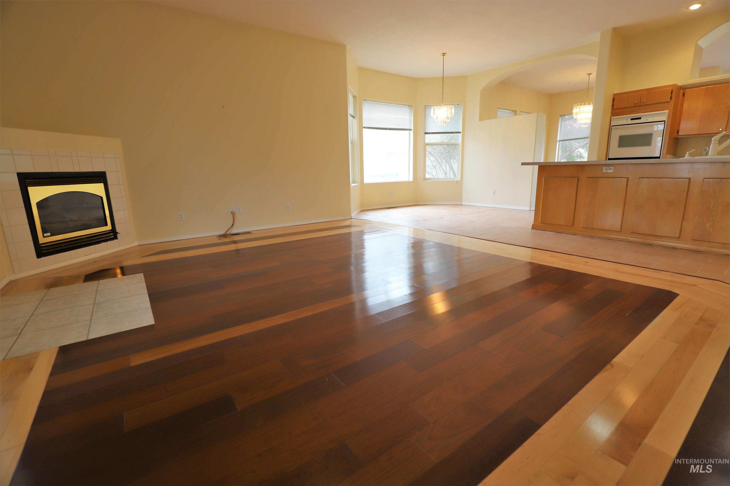 1368 Stoneybrook Circle, Twin Falls, Idaho 83301, 6 Bedrooms, 3.5 Bathrooms, Residential For Sale, Price $689,900, 98981030