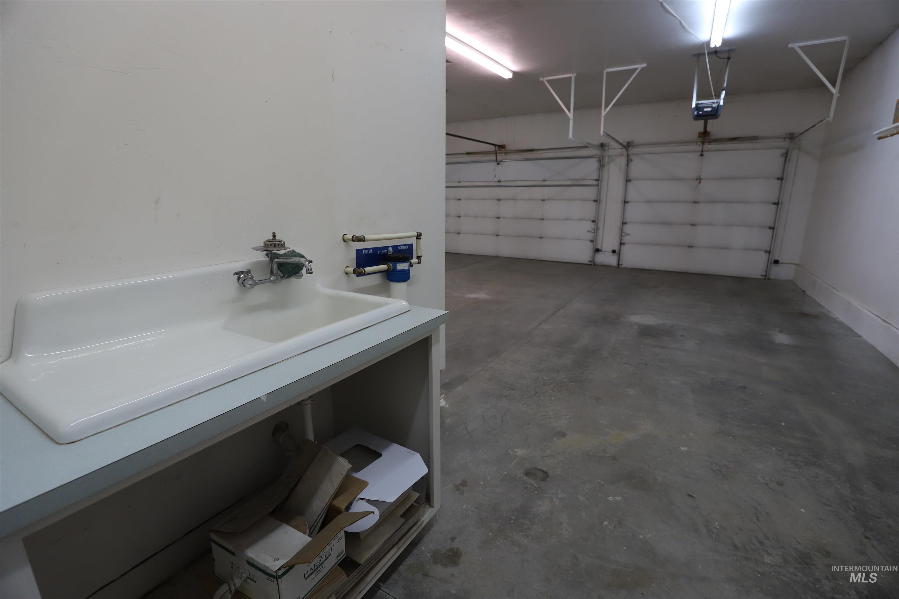 1368 Stoneybrook Circle, Twin Falls, Idaho 83301, 6 Bedrooms, 3.5 Bathrooms, Residential For Sale, Price $689,900, 98981030