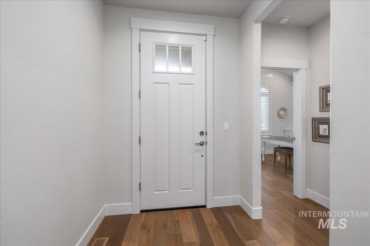 3106 N Gaviola St., Meridian, Idaho 83646, 2 Bedrooms, 3 Bathrooms, Residential For Sale, Price $599,000, 98981033