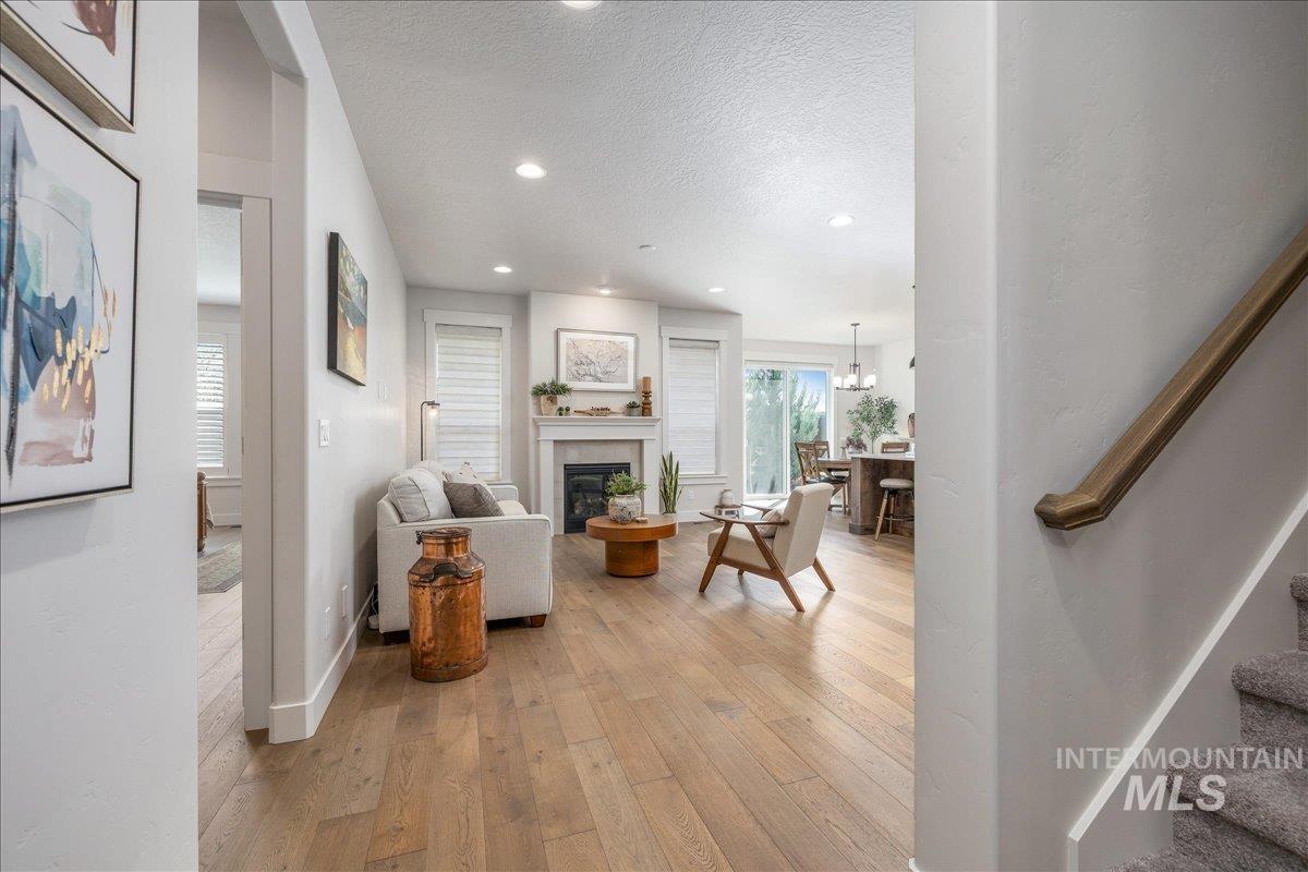 3106 N Gaviola St., Meridian, Idaho 83646, 2 Bedrooms, 3 Bathrooms, Residential For Sale, Price $599,000, 98981033