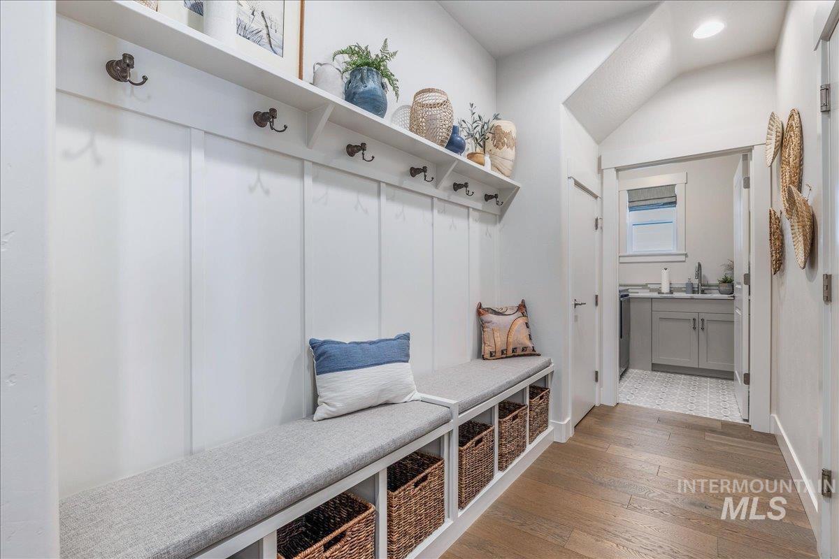 3106 N Gaviola St., Meridian, Idaho 83646, 2 Bedrooms, 3 Bathrooms, Residential For Sale, Price $599,000, 98981033