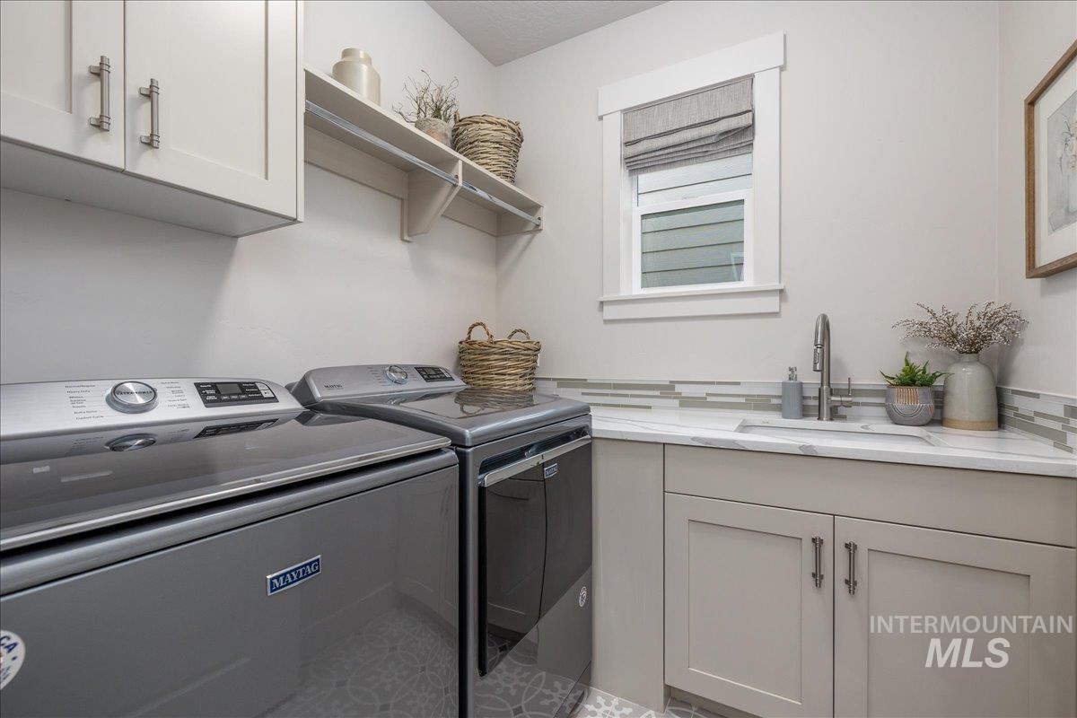 3106 N Gaviola St., Meridian, Idaho 83646, 2 Bedrooms, 3 Bathrooms, Residential For Sale, Price $599,000, 98981033