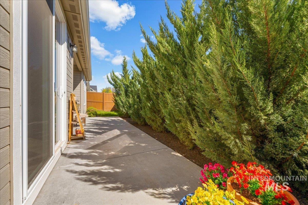 3106 N Gaviola St., Meridian, Idaho 83646, 2 Bedrooms, 3 Bathrooms, Residential For Sale, Price $599,000, 98981033