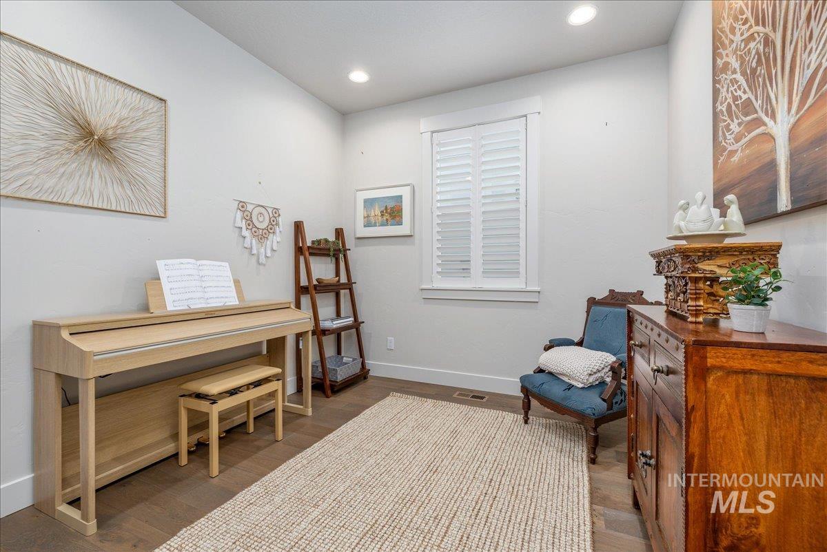 3106 N Gaviola St., Meridian, Idaho 83646, 2 Bedrooms, 3 Bathrooms, Residential For Sale, Price $599,000, 98981033