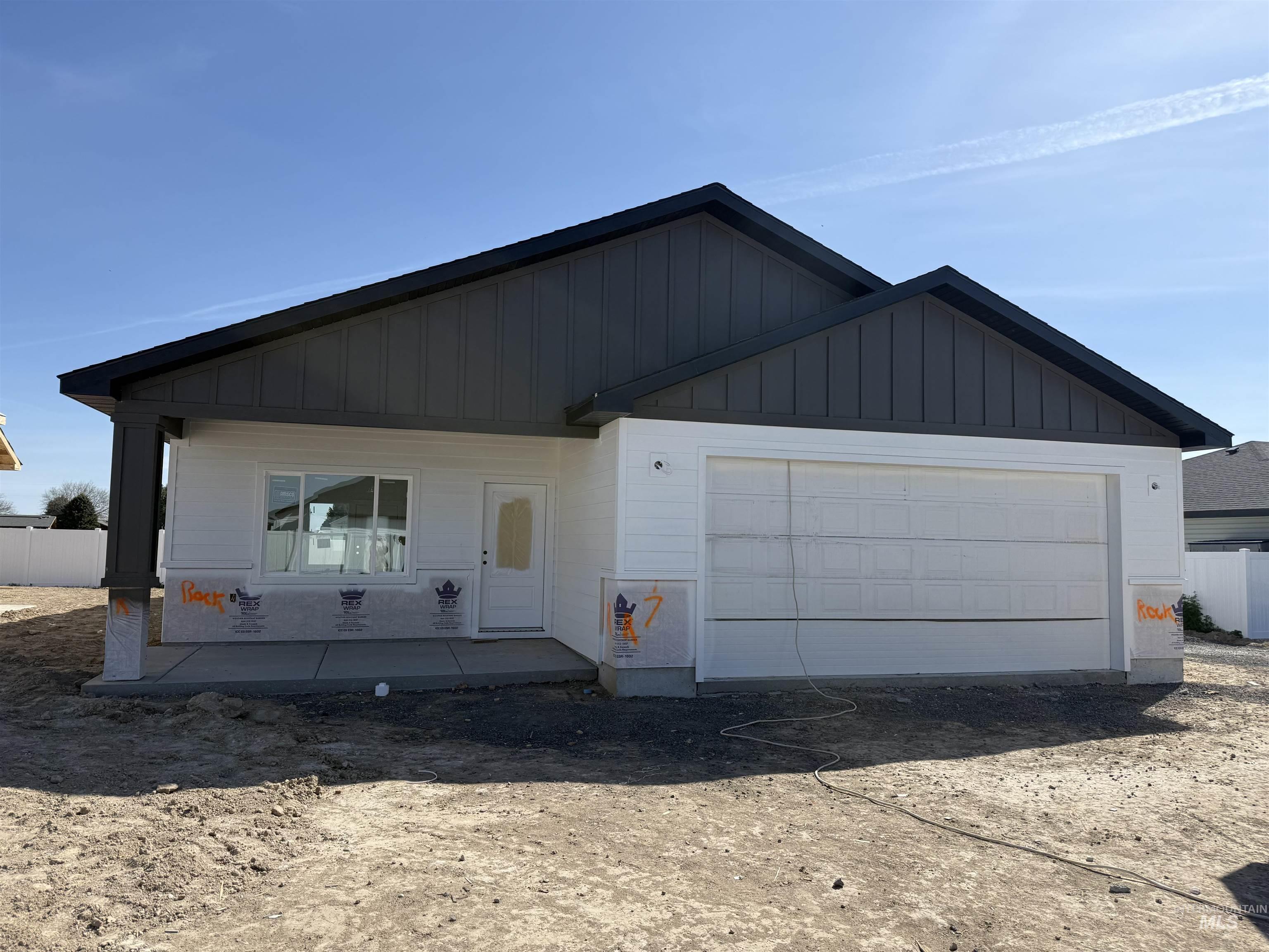 1317 E 18th Ave., Jerome, Idaho 83338, 3 Bedrooms, 2 Bathrooms, Residential For Sale, Price $379,000,MLS 98981035