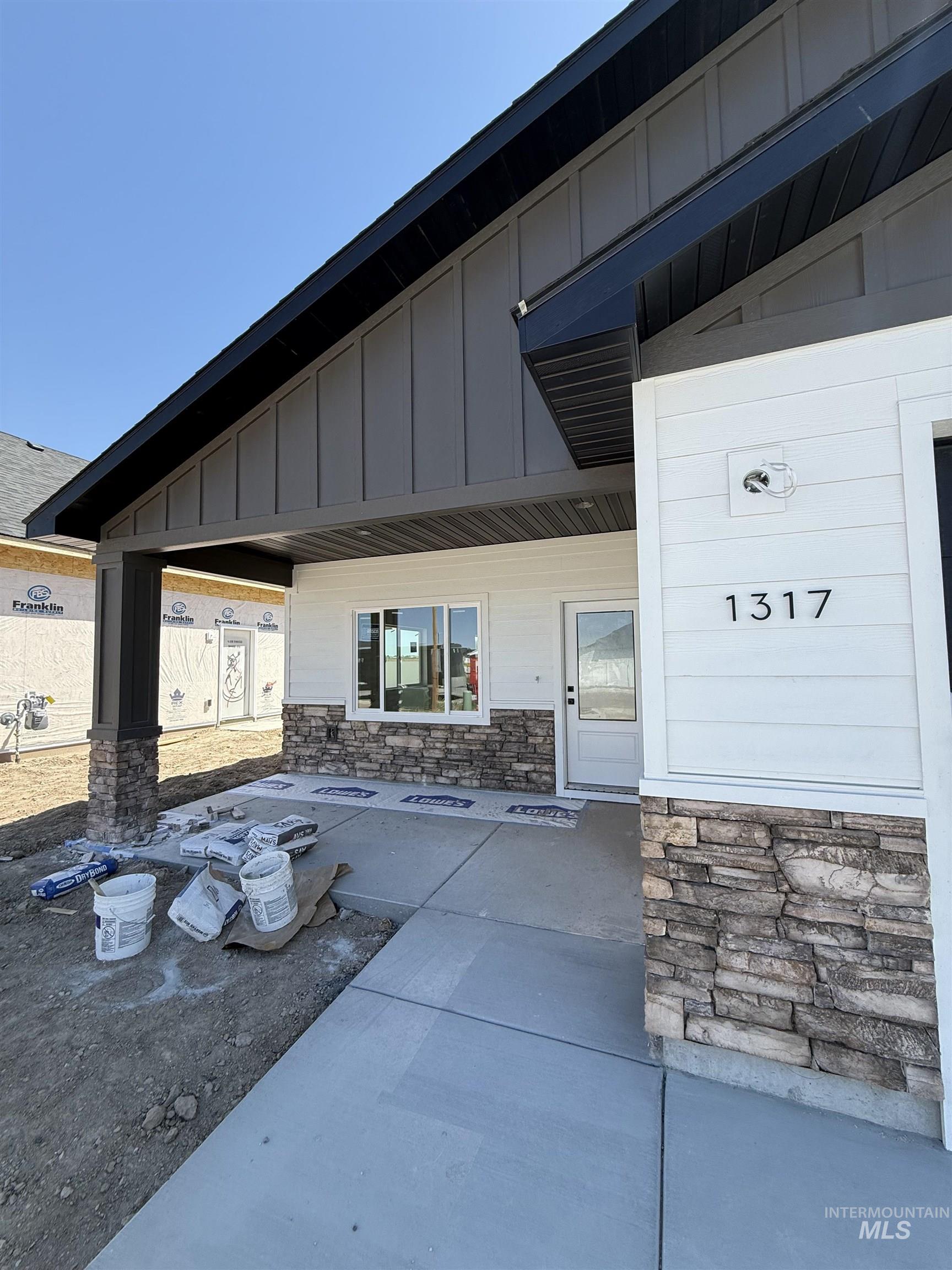 1317 E 18th Ave., Jerome, Idaho 83338, 3 Bedrooms, 2 Bathrooms, Residential For Sale, Price $379,000, 98981035