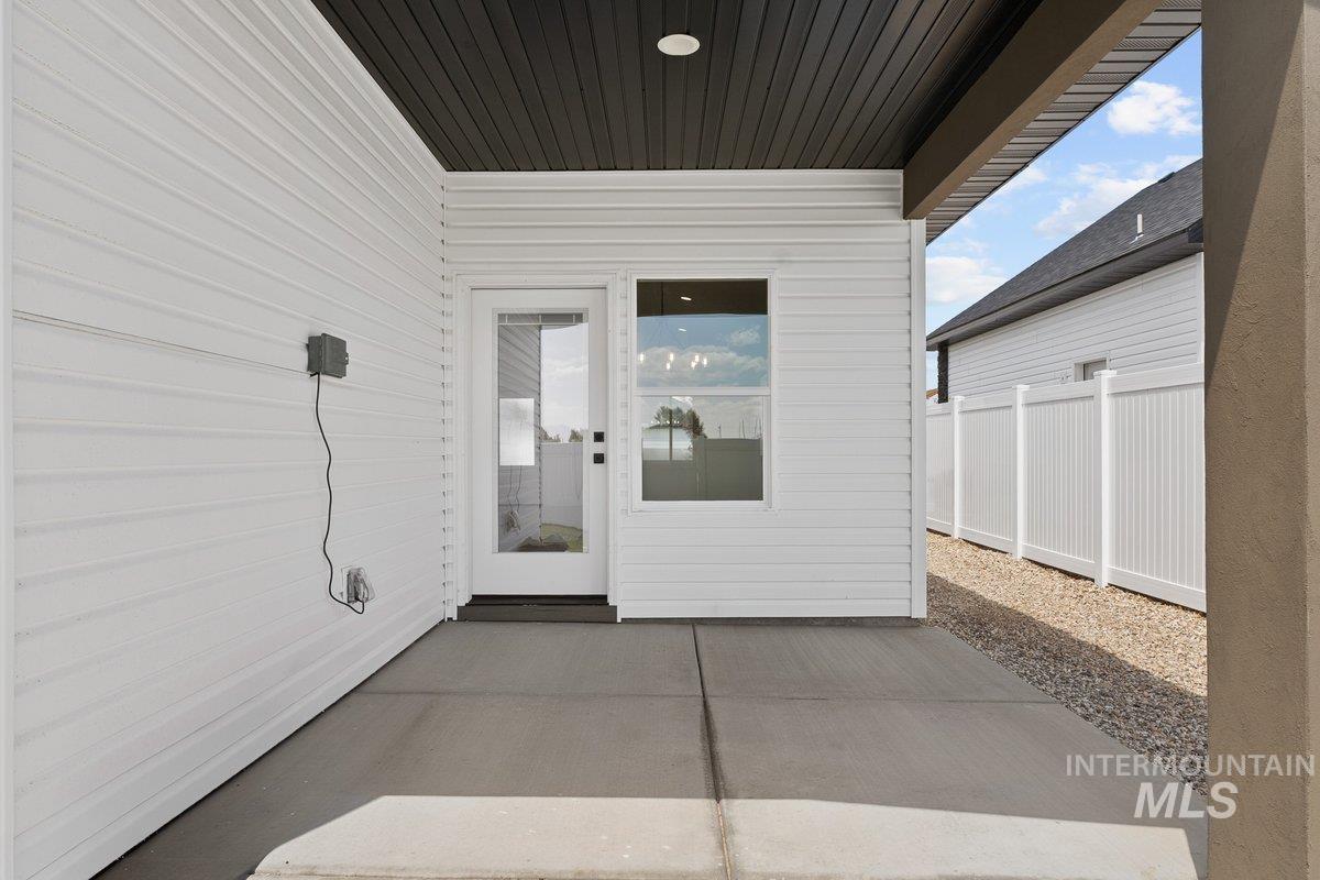 1317 E 18th Ave., Jerome, Idaho 83338, 3 Bedrooms, 2 Bathrooms, Residential For Sale, Price $379,000,MLS 98981035