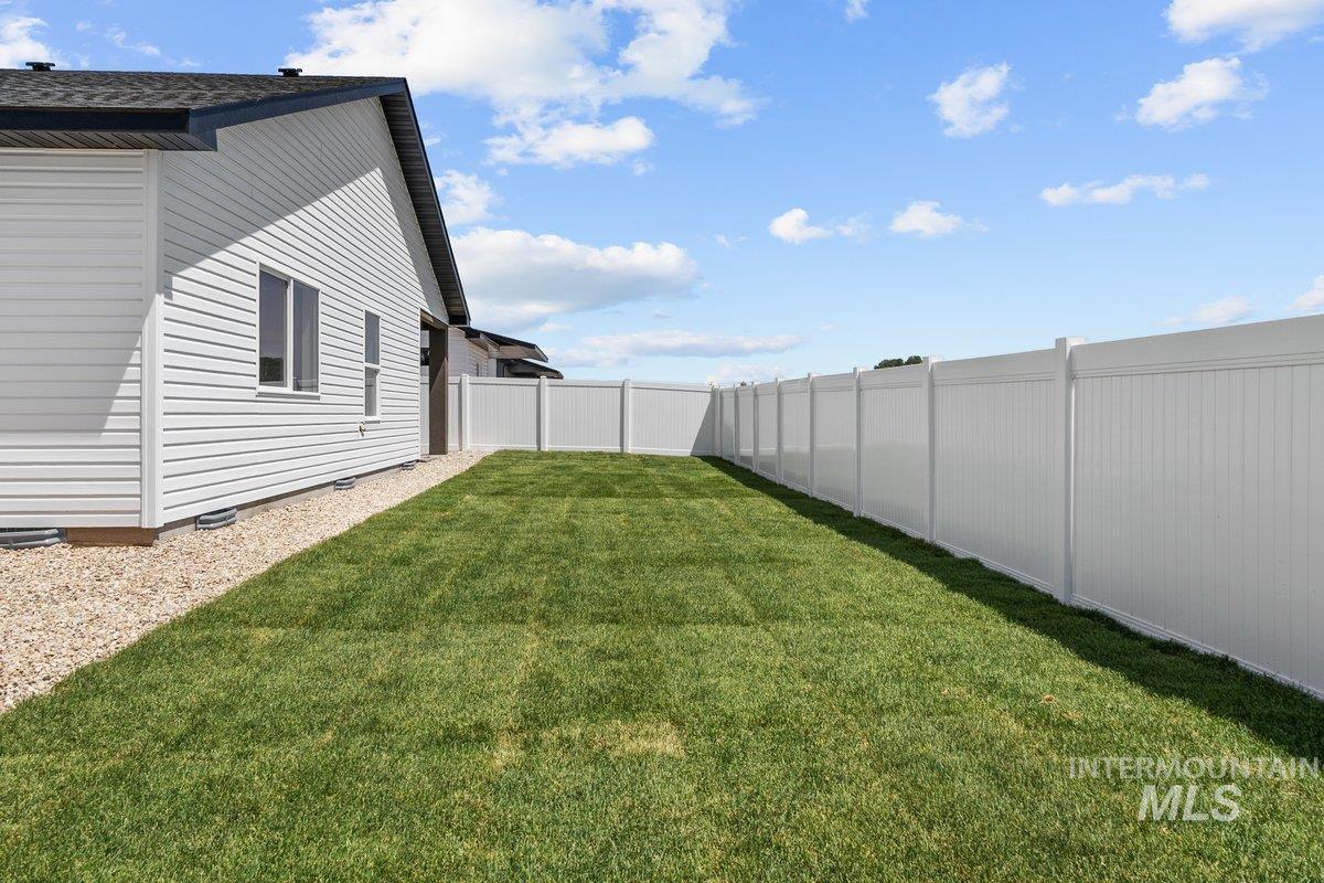 1317 E 18th Ave., Jerome, Idaho 83338, 3 Bedrooms, 2 Bathrooms, Residential For Sale, Price $379,000,MLS 98981035