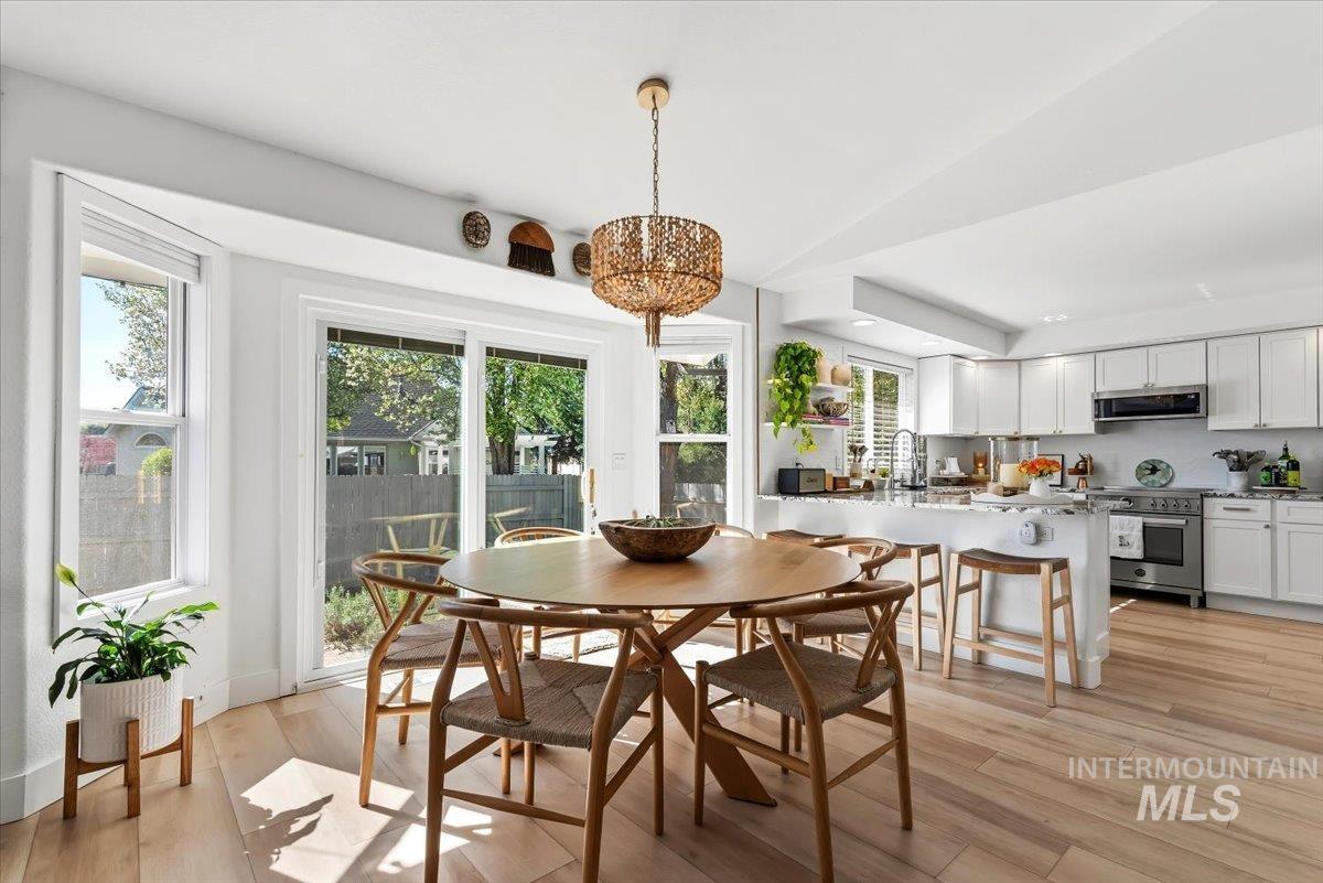 1917 E Shalimar Dr, Eagle, Idaho 83616-4071, 4 Bedrooms, 2.5 Bathrooms, Residential For Sale, Price $710,000, 98981036