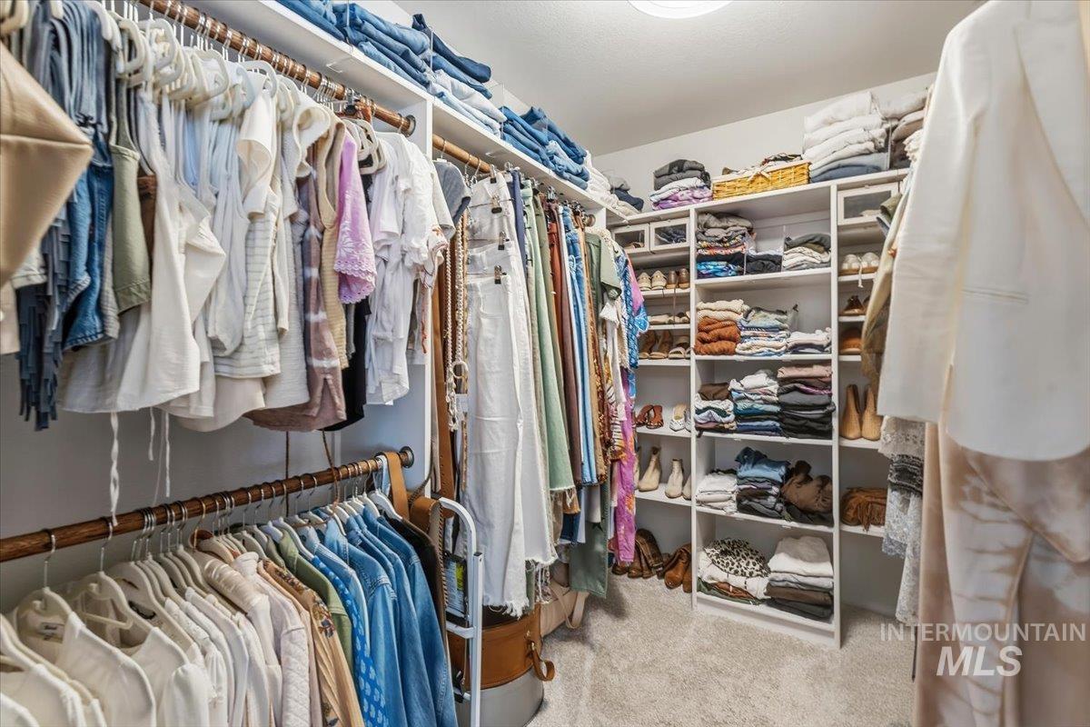 1917 E Shalimar Dr, Eagle, Idaho 83616-4071, 4 Bedrooms, 2.5 Bathrooms, Residential For Sale, Price $710,000, 98981036