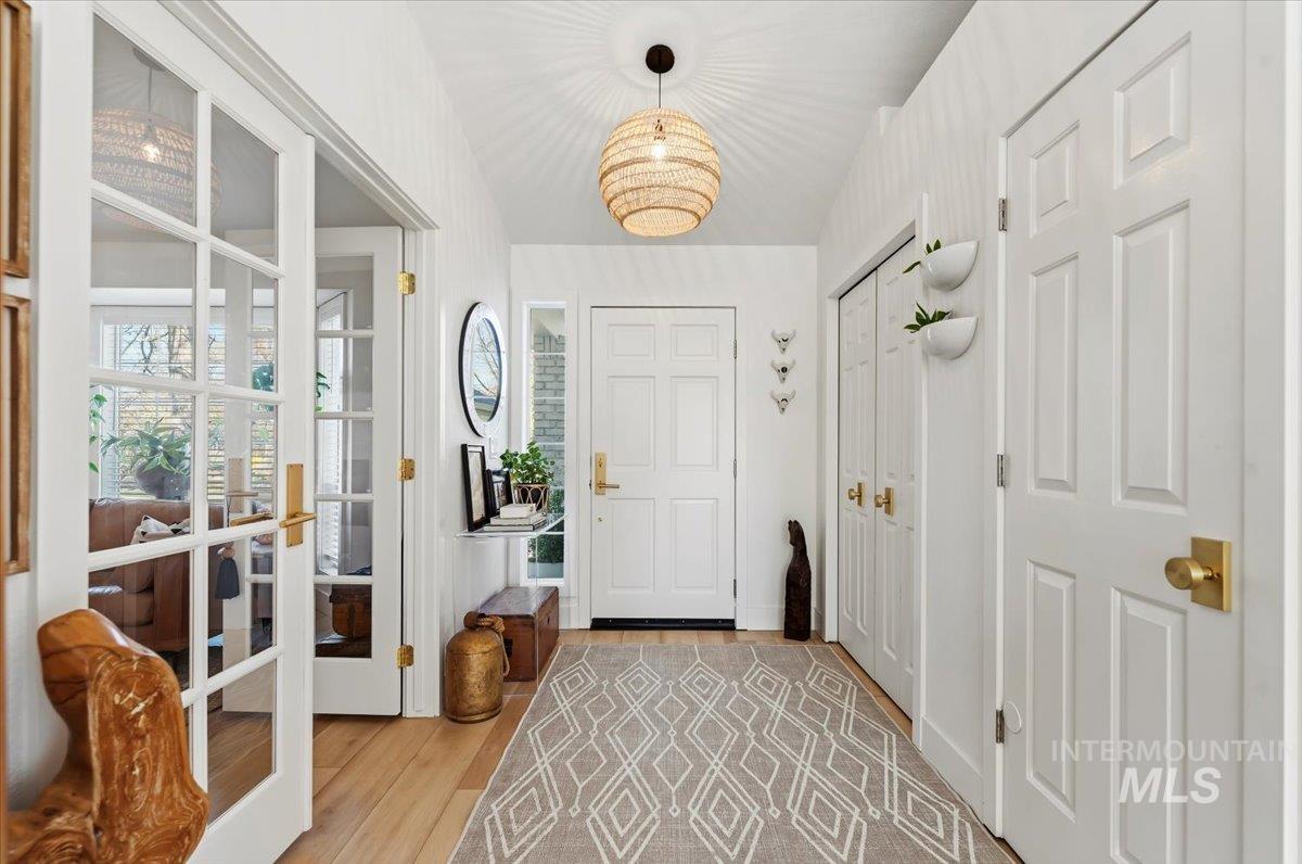 1917 E Shalimar Dr, Eagle, Idaho 83616-4071, 4 Bedrooms, 2.5 Bathrooms, Residential For Sale, Price $710,000, 98981036