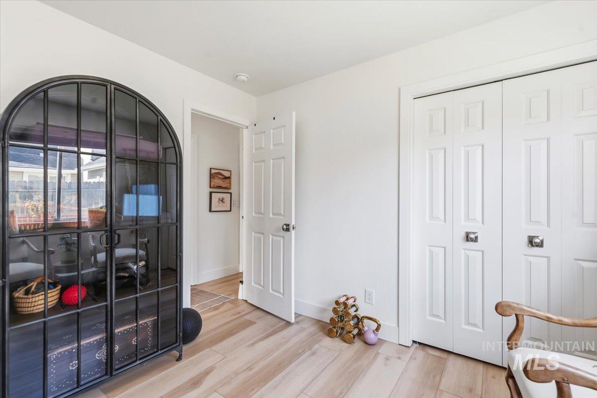 1917 E Shalimar Dr, Eagle, Idaho 83616-4071, 4 Bedrooms, 2.5 Bathrooms, Residential For Sale, Price $710,000, 98981036